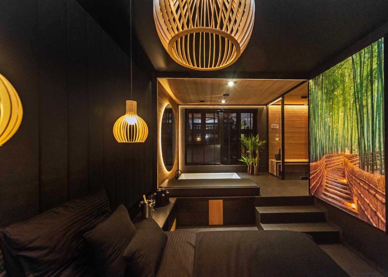 Eclipse Gold Room Bielsko-Biala Bagian luar foto